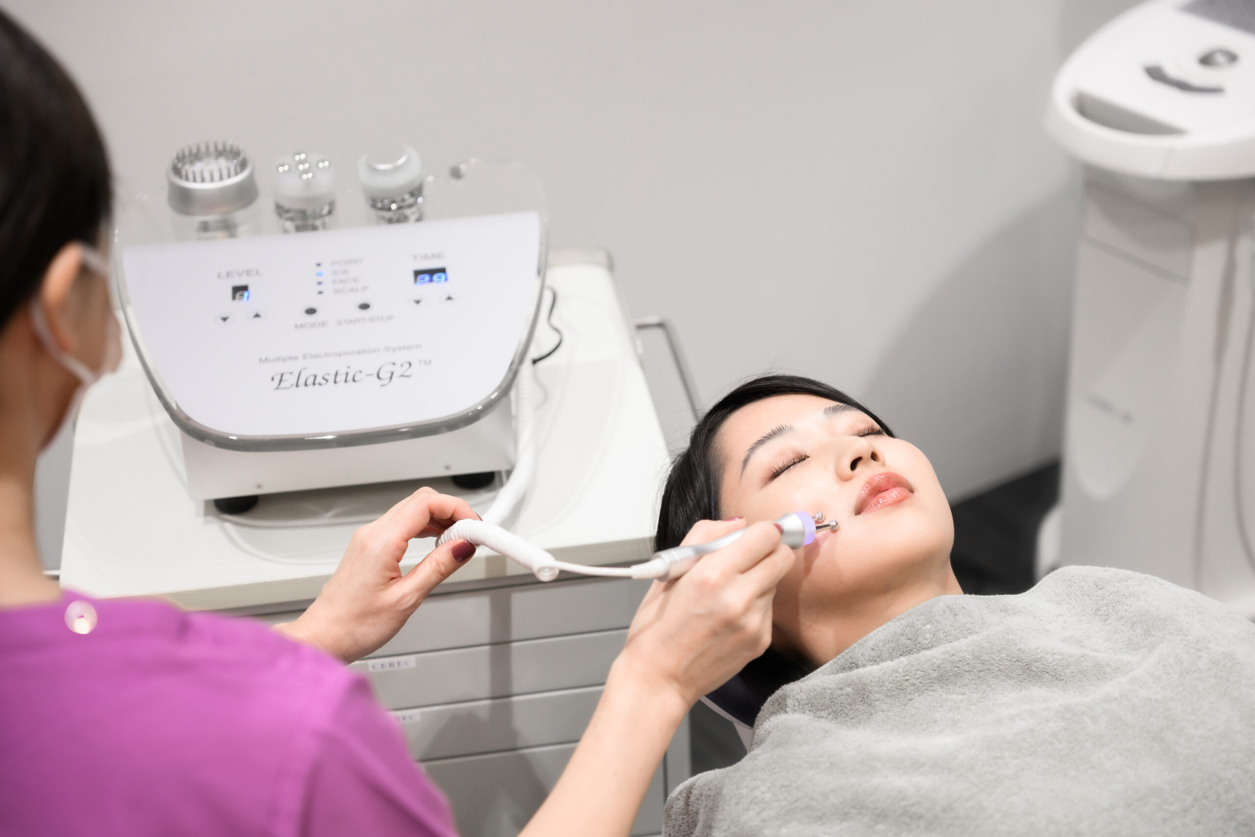 ヒアルロン酸トリートメント(エレクトロポレーション)